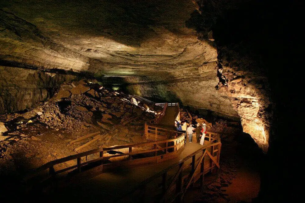 kentucky caves to visit