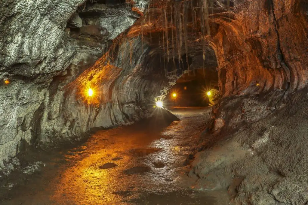 Hawaii Caves