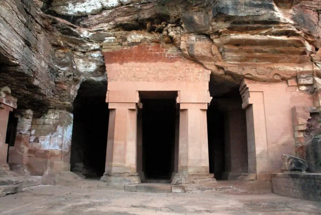 bagh-caves